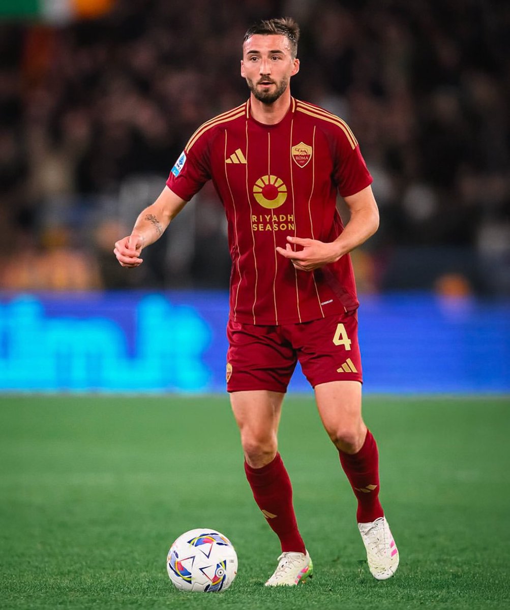 DTransferencias's tweet image. Juventus e AS Roma podem chegar a acordo para a troca entre Weston McKennie e Bryan Cristante, segundo a ‘Gazzetta dello Sport’.
