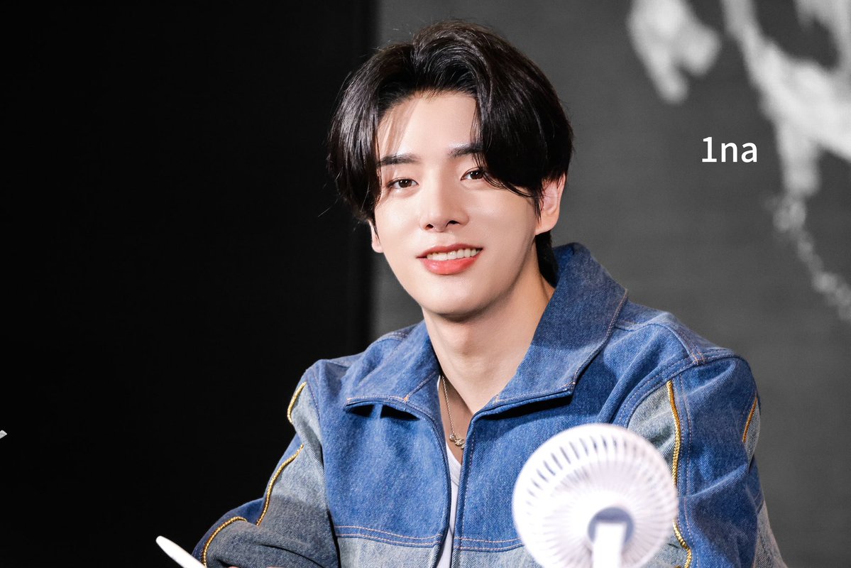 JINA_1115's tweet image. 250726

#ENHYPEN #엔하이픈 
#JAKE #심재윤 #제이크 #ジェイク