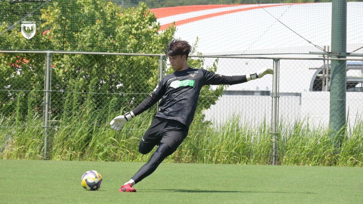 TokyoVerdySTAFF's tweet image. Training Session !!!
チームは成長するため、強度の高いトレーニングに励んでいきます。
Next Home Game
明治安田J1リーグ 第25節
8月9日(土)18:00キックオフ
味の素スタジアム
東京ヴェルディ vs 横浜F・マリノス
チケット情報▶x.gd/AiISs
#verdy #東京ヴェルディ #東京V