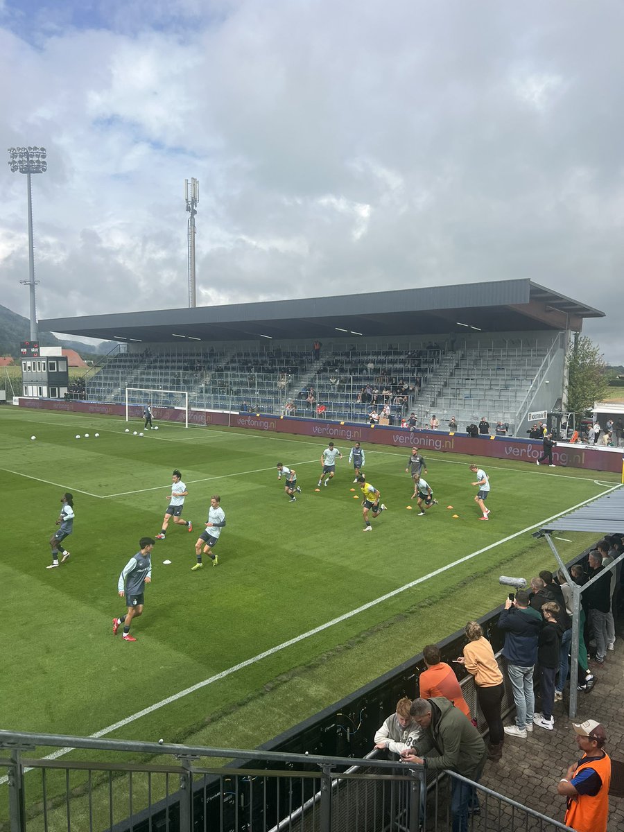 Bennett van Fessem tweet media