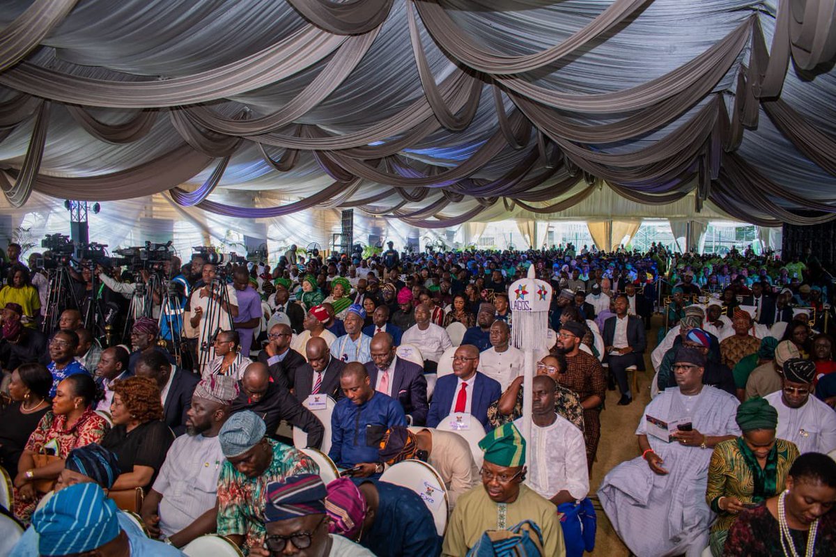 ProduceforLagos's tweet photo. The launch of the PRODUCE FOR LAGOS Programme brought together an incredible mix of producers, partners, policymakers, and change-makers, all united by one vision: building a stronger, more resilient food system for Nigeria.

From conversations to commitments, the energy in the room was undeniable. These are the people driving the future of agriculture forward and this is just the beginning.

Powered by the Lagos State Government in partnership with the Lagos Food Systems Infrastructure Company

#ProduceForLagos
#LagosAgricAndFoodSystems