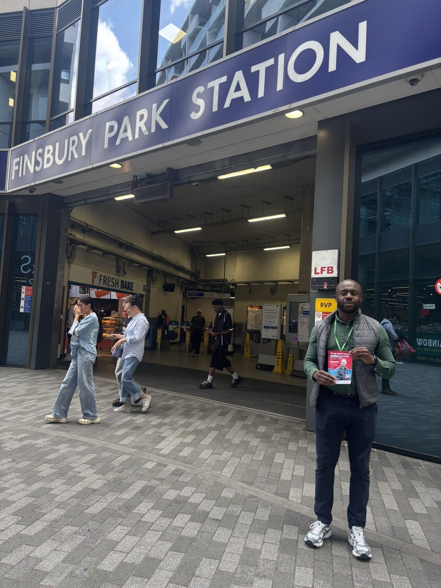 Angelo__Weekes's tweet image. Earlier this month, I co-signed a letter to @Steph_Peacock urging stronger action on unlicensed charity collections.
Yesterday I joined community safety officers at Finsbury Park to raise awareness. We must protect the public & ensure charitable giving is safe & transparent.