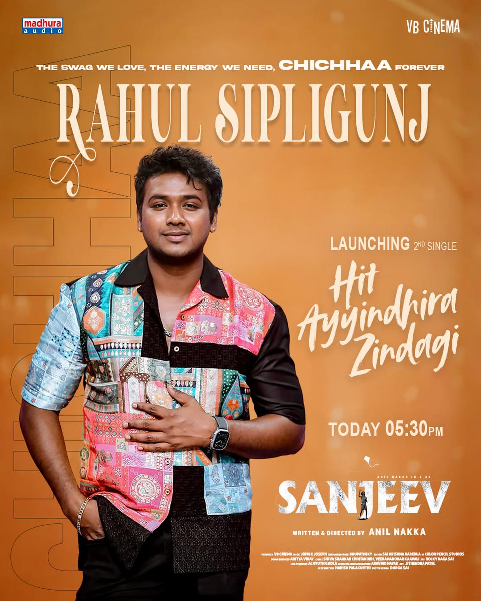Madhura Audio (@madhuraaudio) on Twitter photo Huge respect to <a href="/Rahulsipligunj/">Rahul Sipligunj</a> Anna for backing independent cinema with pure love and swag.
Launching #HitAyyindhiraZindagi the 2nd single from #SanjeevTheFilm. ๐ฅ
Let the energy take over.
Music & Vocals: #johnkjoseph
Lyrics: #shivashankarc
Written & Directed: <a href="/nakkaanil8/">Anil Nakka</a> Huge respect to <a href="/Rahulsipligunj/">Rahul Sipligunj</a> Anna for backing independent cinema with pure love and swag.
Launching #HitAyyindhiraZindagi the 2nd single from #SanjeevTheFilm. ๐ฅ
Let the energy take over.
Music & Vocals: #johnkjoseph
Lyrics: #shivashankarc
Written & Directed: <a href="/nakkaanil8/">Anil Nakka</a>