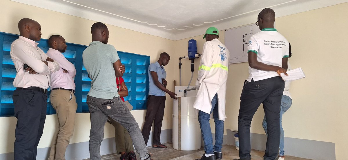 ATC, in collaboration with @WaterForPeople , NWSC–Kamwenge, Mid-Western Umbrella, Kamwenge DLG &amp; <a href="/min_waterUg/">MINISTRY OF WATER AND ENVIRONMENT 🇺🇬</a>  held a virtual dissemination meeting to share findings from the Technology Applicability Framework assessment of Dosatron units installed on 5 piped water systems.

The
