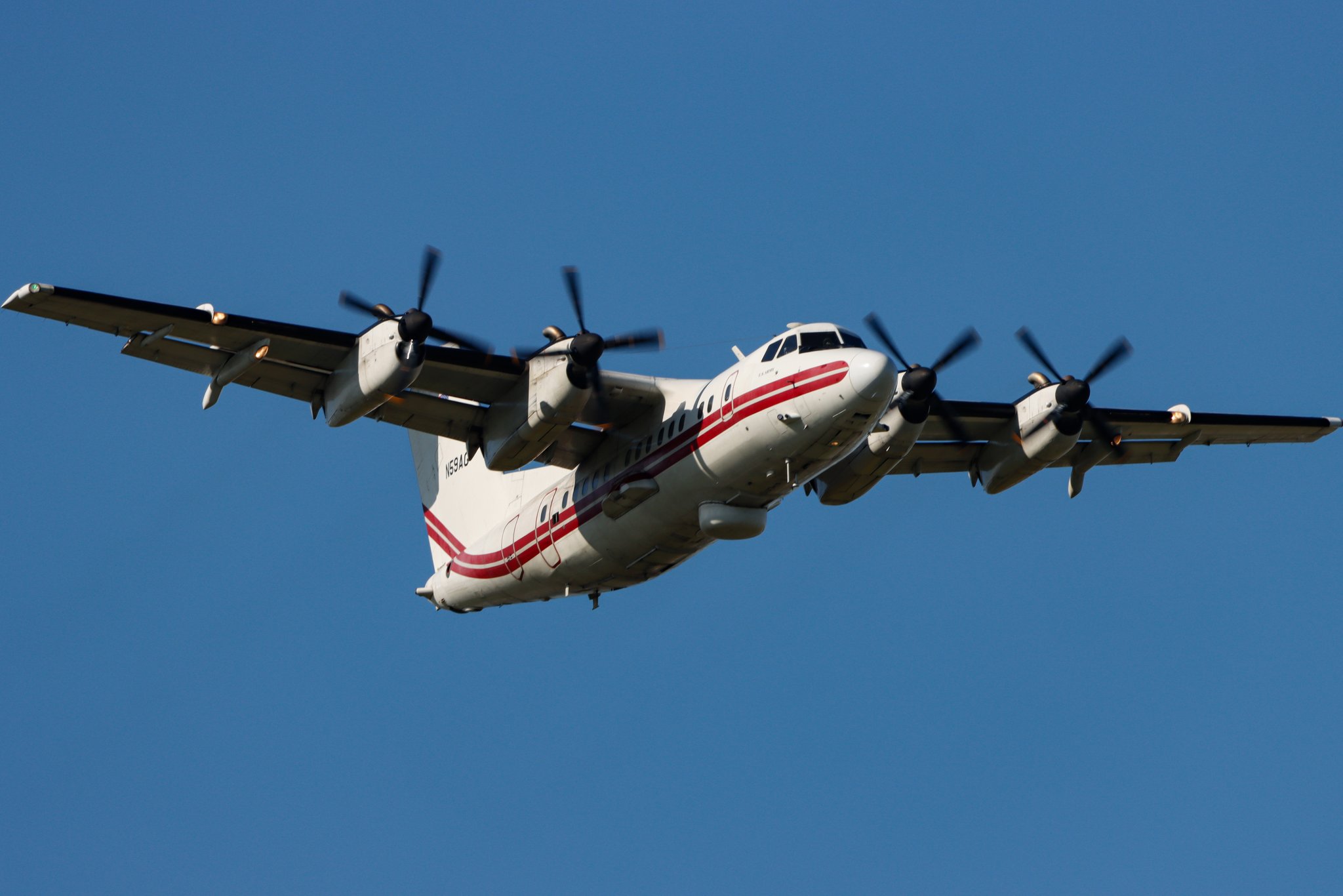 飛行機色々 EXKR4dOUMAIrAR5.jpg:large
