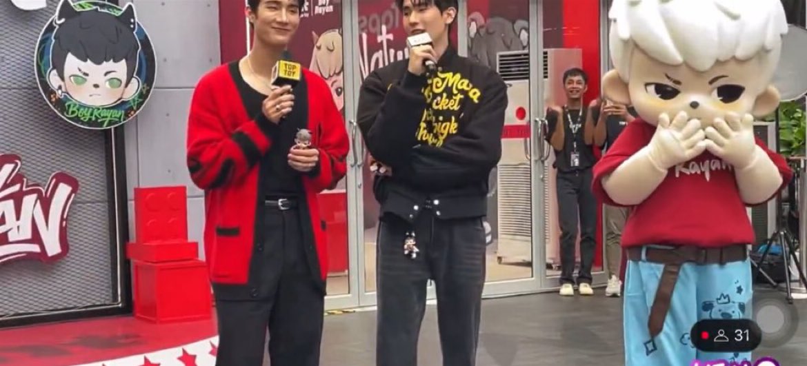 Staffs : shipping them 

🦊: //planning a wedding inside his head//

🍅: Friends are the best. Friends can make up when they are angry with each other.

MIND YOU KASIBOOK , COUPLE ALSO CAN MAKE UP ?!?!? 😭

#ฟอสบุ๊ค #fforce_ #kasibook ⁠