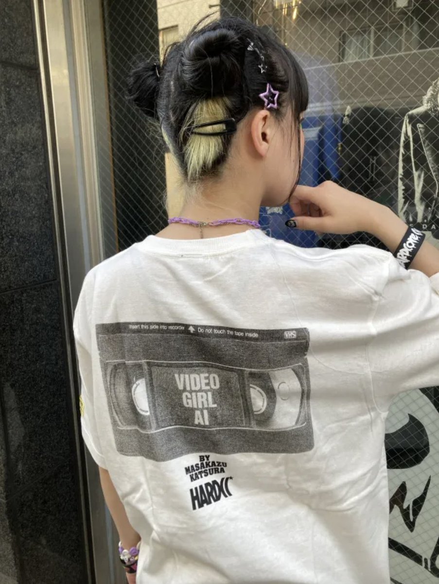HARDCC's tweet image. 【コアチョコ大阪】
😭もうすぐ廃盤なるでぇ😭
📼電影少女/AI(応援するぜ・バニラホワイト)
amazon.co.jp/dp/B0D9NLLNTK?…
1989年、 『週刊少年ジャンプ』に衝撃的な作品が発表された。
桂正和4作目の連載作品であり、初のSFラブストーリー、それがこの「電影少女」だ!…