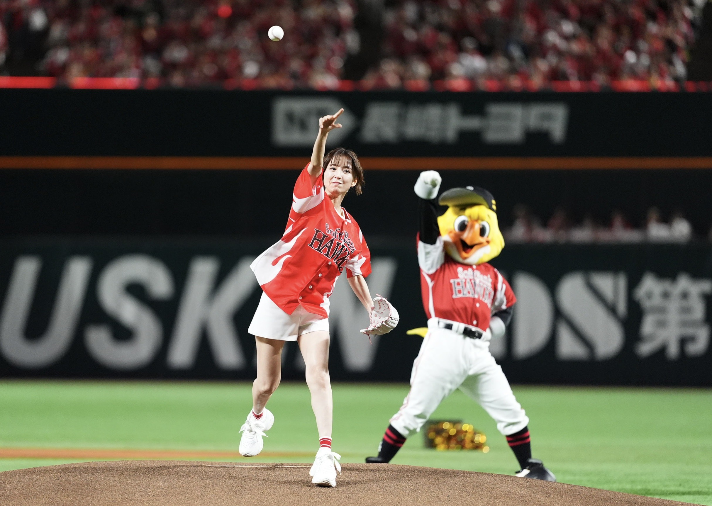 ★AKB46篠田麻里子限定★缶バッジ 22 AKB48 篠田麻里子 生写真 6枚セット - メルカリ