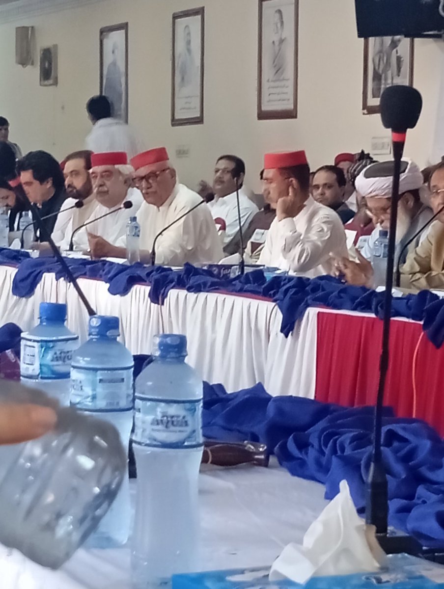 Palwasha_Abbas's tweet image. Today at Bacha khan Markaz Peshawar at Qomi Aman jirga
#قامی_امن_جرګه