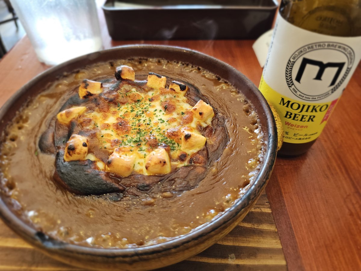 pon_zoo_'s tweet image. 門司港で焼カレーと地ビール飲んでおしまい
