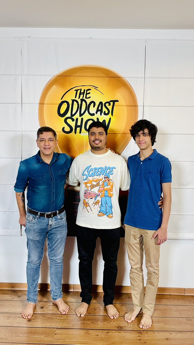autopsy_surgeon's tweet image. Had such an interesting conversation with Mr. Kunal and his son Suved for @TheOddCastShow. Honestly felt like I was at home throughout.

It was my first time on a podcast and we spoke about Forensic Medicine, a field that&apos;s often misunderstood and surrounded by myths. I really…