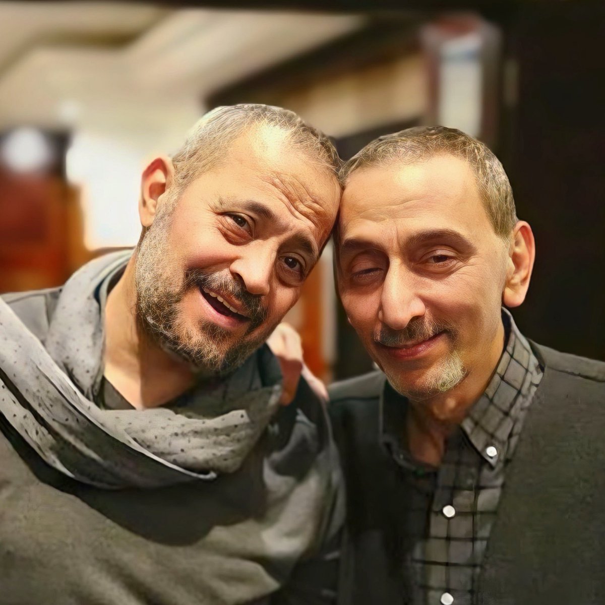 رحل زياد العبقري
رحل زياد المبدع 

اعمالك رح تبقى خالدة وفنك العظيم بالقلب والفكر على مر الاجيال.
 
أحرّ التعازي للسيدة فيروز الأم ولعائلة الرحباني ولكل محبيك يا زياد.

#زياد_الرحباني
#زياد_ابن_الشعب
#جورج_وسوف