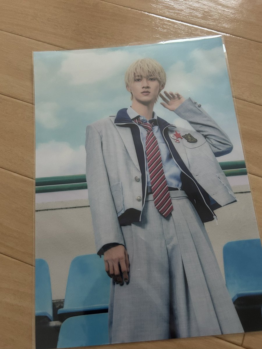 M!LK グッズ交換
トレカ　ステッカー　ラキドロ　楽天　アオノオト　シュスエビ

【譲】佐野、塩﨑、曽野、吉田、集合

【求】山中、杢代関連　または　買取

エビライ2日目にて交換希望です

別投稿との異種交換、比率違い可能です。また、山中杢代関連何でも検討します。

#milk交換　#げんじぶ交換