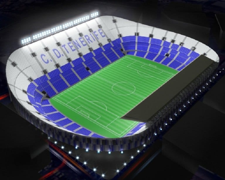 Fíjense, hace un tiempo vi esto por aquí y no me parece TAN descabellado. Si se refuerza la estructura y se le pone cariño esto es posible. Pero claro, tenemos a unos ineptos.

Dicho esto, es obvio que no es lo más importante, pero es lo que más nos prometen, mejorar el estadio.