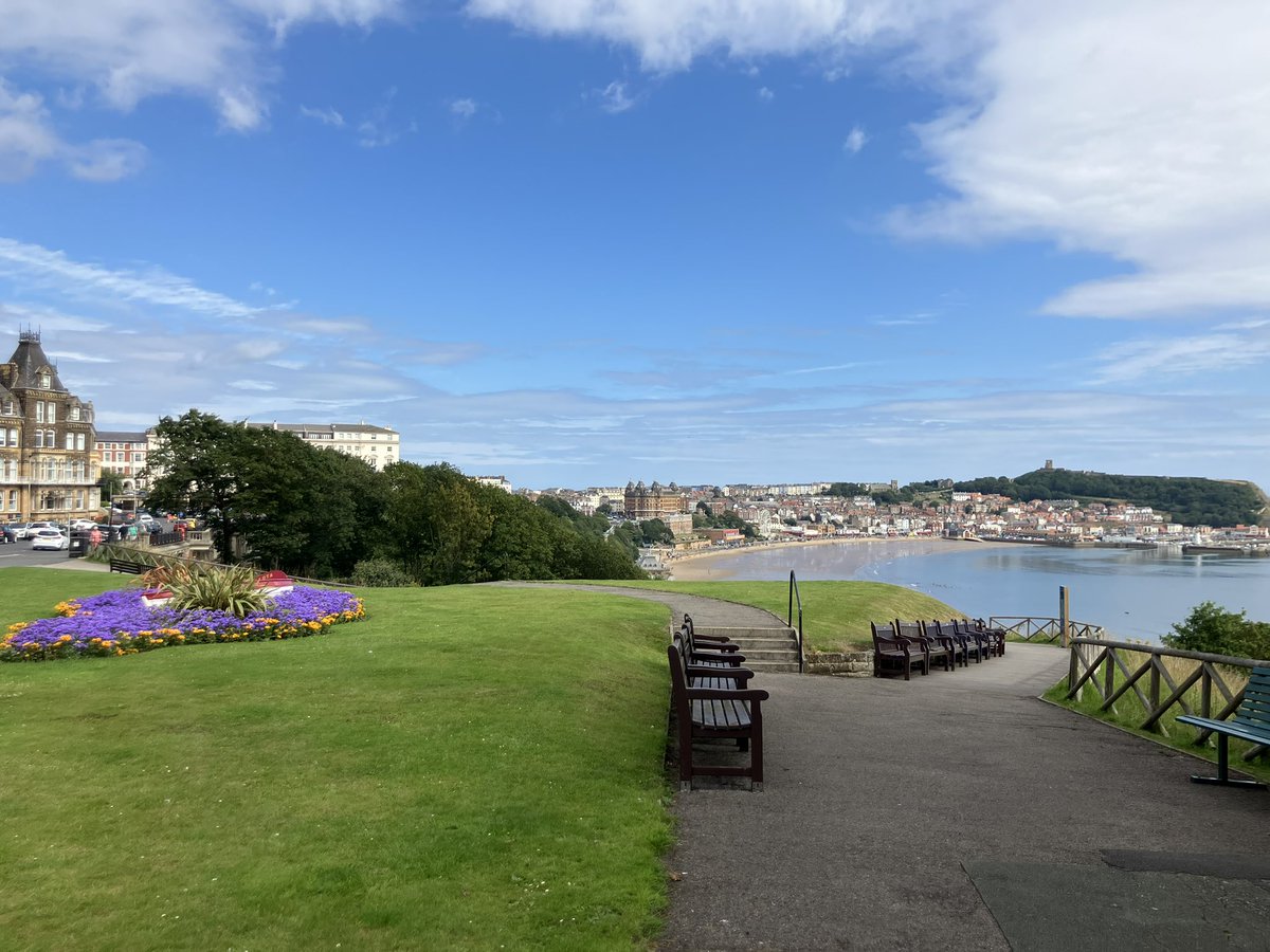 Tess_invests's tweet image. Beautiful morning. Hoping to make it over to Peasholm later for the naval battle, where grown humans lie down in mini warships and shoot at each other.