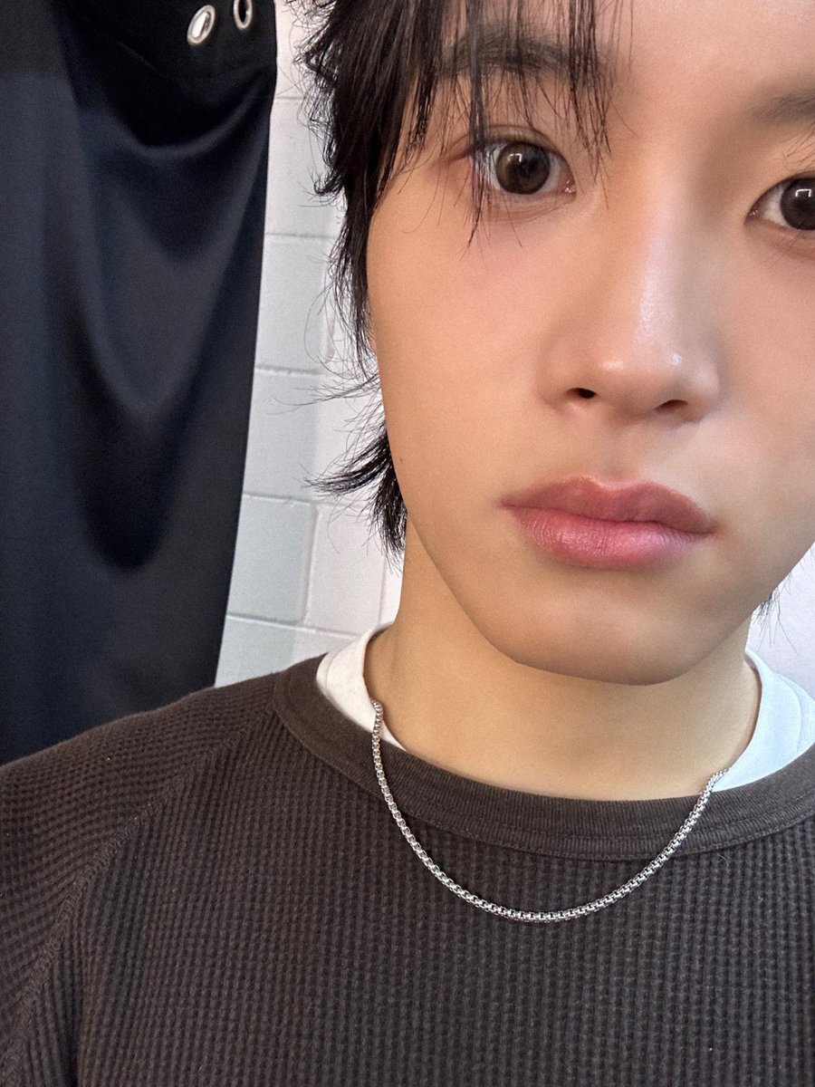 DragonPony_'s tweet image. 4μ±ν
#DragonPony #λλκ³€ν¬λ
#νΈμ±ν #PyunSungHyun