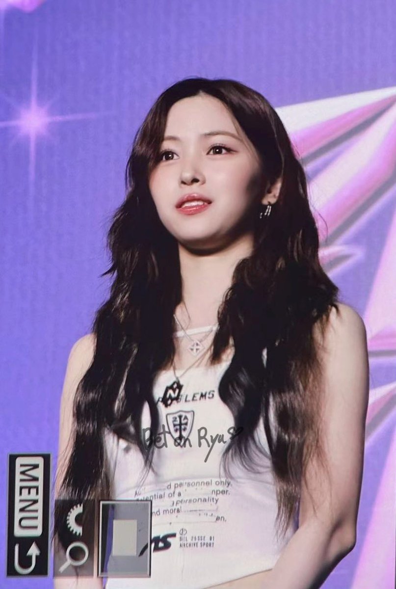 betonryu_srj's tweet image. 250726 가요대전 블루카펫
#ITZY #있지 #RYUJIN #류진
@ITZYofficial