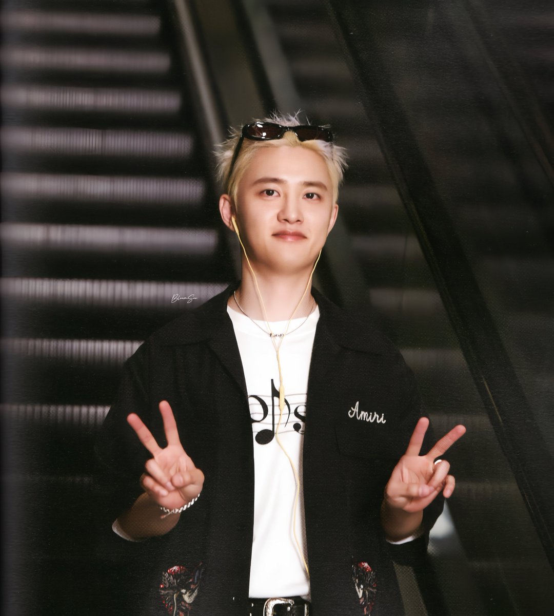 Behind PhotoBook 【Bliss】
✌️✌️