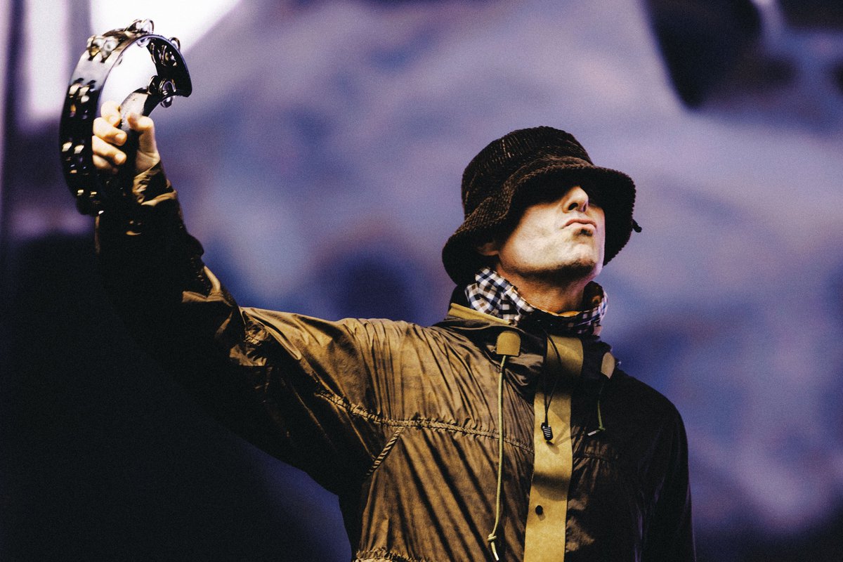 Oasis night 1 at Wembley Stadium! 

BIBLICAL  🙌