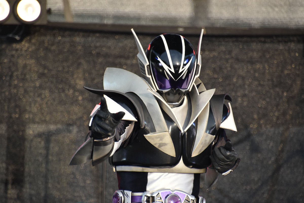 miniligers1855's tweet image. ブラック、なんでオレ様をつれてってくれなかったんたよぉ〜
お祭り行きたかったぜ〜
#イバライガー