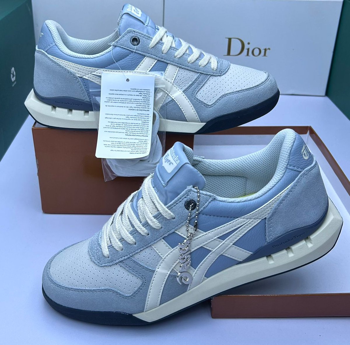 Dream_online_Tz's tweet image. Size 41-44
.
Bei: 90,000/=
.
Njoo Whatsapp Chap βοΈ 0743931620