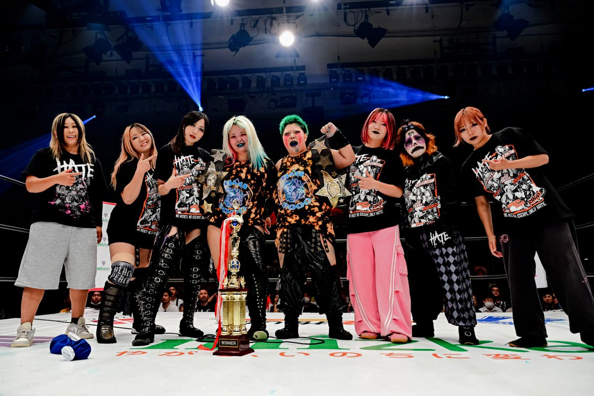 GraceFallsAway's tweet image. Ya’ want them back? Come and fuckin’ take ‘em! BMI 2000 is running this shit! Welcome to the era of HATE!