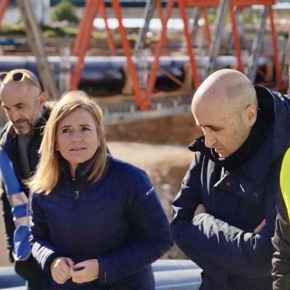 nandopastorl's tweet image. Son Miguel Polo y Pilar Bernabé. Tras conocer el informe de la Guardia Civil, uno debería salir del escondite en el que lleva 8 meses, la otra del engaño y el bulo en el que lleva 8 meses también
