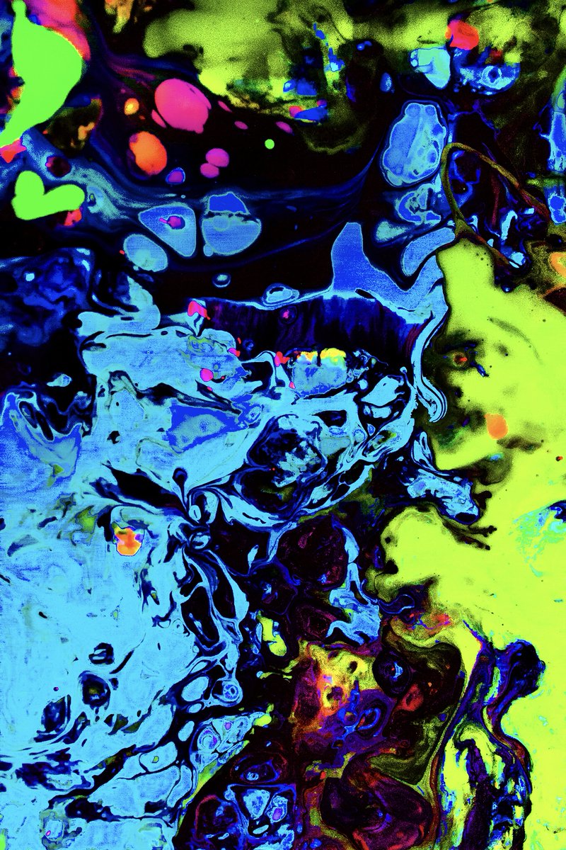 Halinaaaaaaaaa's tweet image. GM ✨
Ghost in the Glow
“Not all spirits hide in shadow — some burn bright.”
A luminous storm of color reveals more than just abstraction — within the electric chaos lies a ghostly presence, a face watching from the deep. *Ghost in the Glow* invites the viewer to peer beyond…