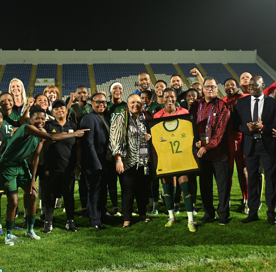 LISinternationl's tweet image. Jermaine Seoposenwe played her last game for South Africa last night, as the 2022 WAFCON winner bid farewell to international football.
Thank you for your services to the beautiful game, @jermaine109 ๐๐ค
#LadiesInSports #WAFCON2024