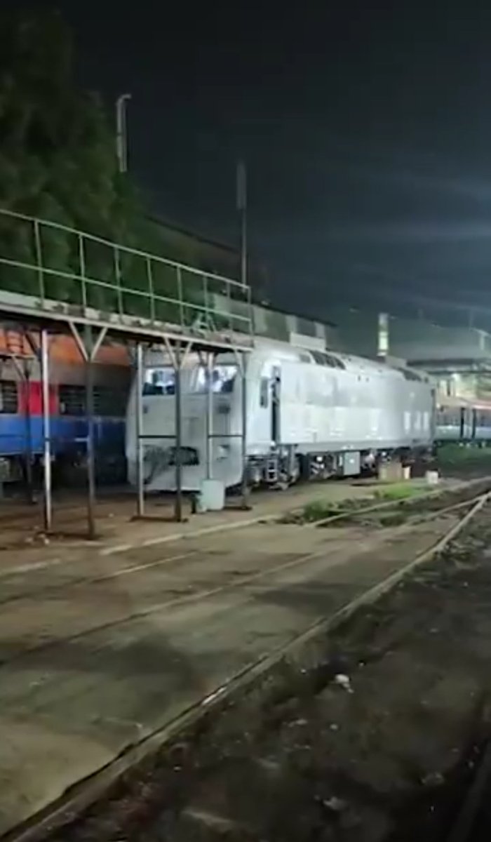 🚨 First Hydrogen Powered Train Coach Tested in India!

Indian Railways, through ICF Chennai, has successfully trialed its first hydrogen fuelled train coach.

- Zero emissions at source.
- Aligns with India’s green transportation goal.

Indian Railways is going clean &amp; green!
