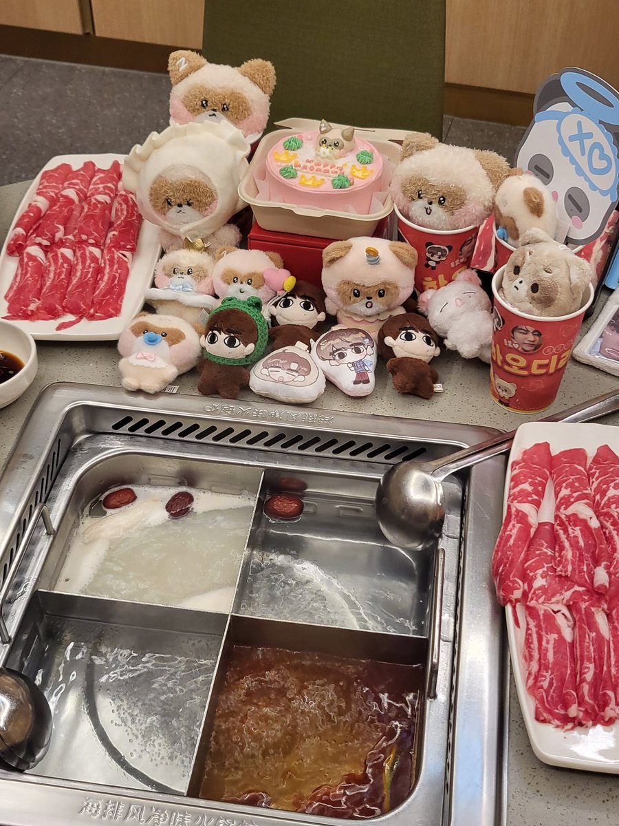ilovezzhanghao's tweet image. 움냠냠😋

#하오디라오
#하오_늘은_훠궈다