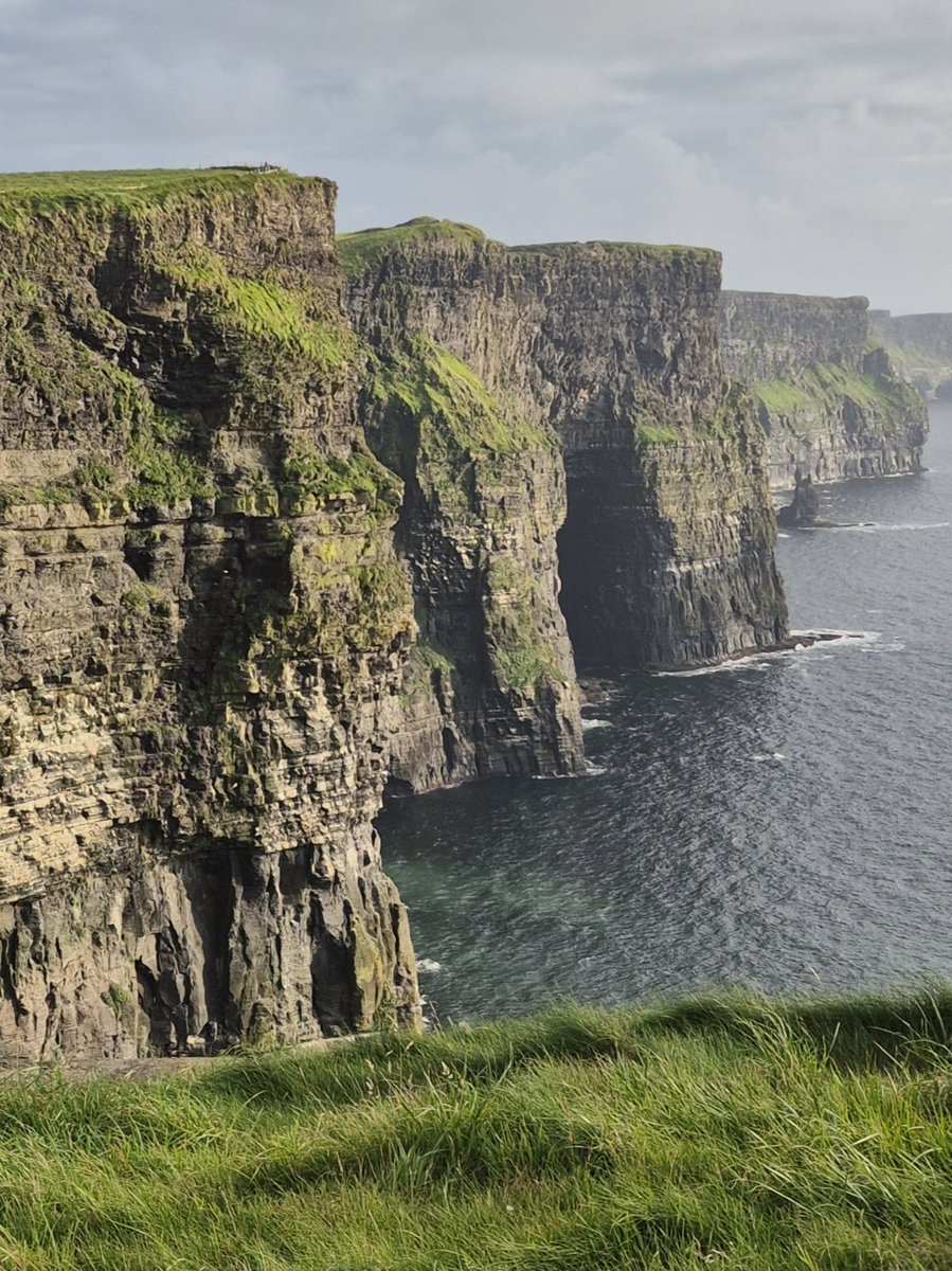 cormac_mcginley's tweet image. Cliffs of Moher, County Clare, Ireland.