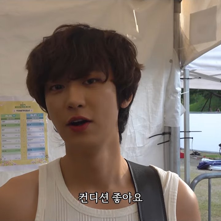chanyeolmedia27's tweet image. Kindly watch, leave a nice comment, share, and like the video on YouTube Shorts
👉youtube.com/shorts/L7Puevq…
🍒If you haven't watched the full video yet, please watch it here: youtu.be/uVWiWPscBqcsi
#박찬열 #찬열 #CHANYEOL
#CHchanyeol #채널찬열