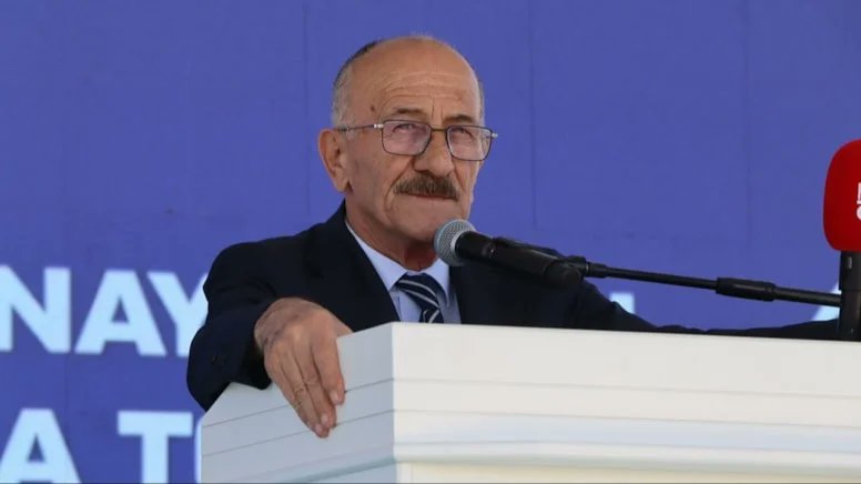 sendika_org's tweet image. AKP’li başkan bağışladığı arsayı soranı odada dövdü
sendika.org/2025/07/akpli-…