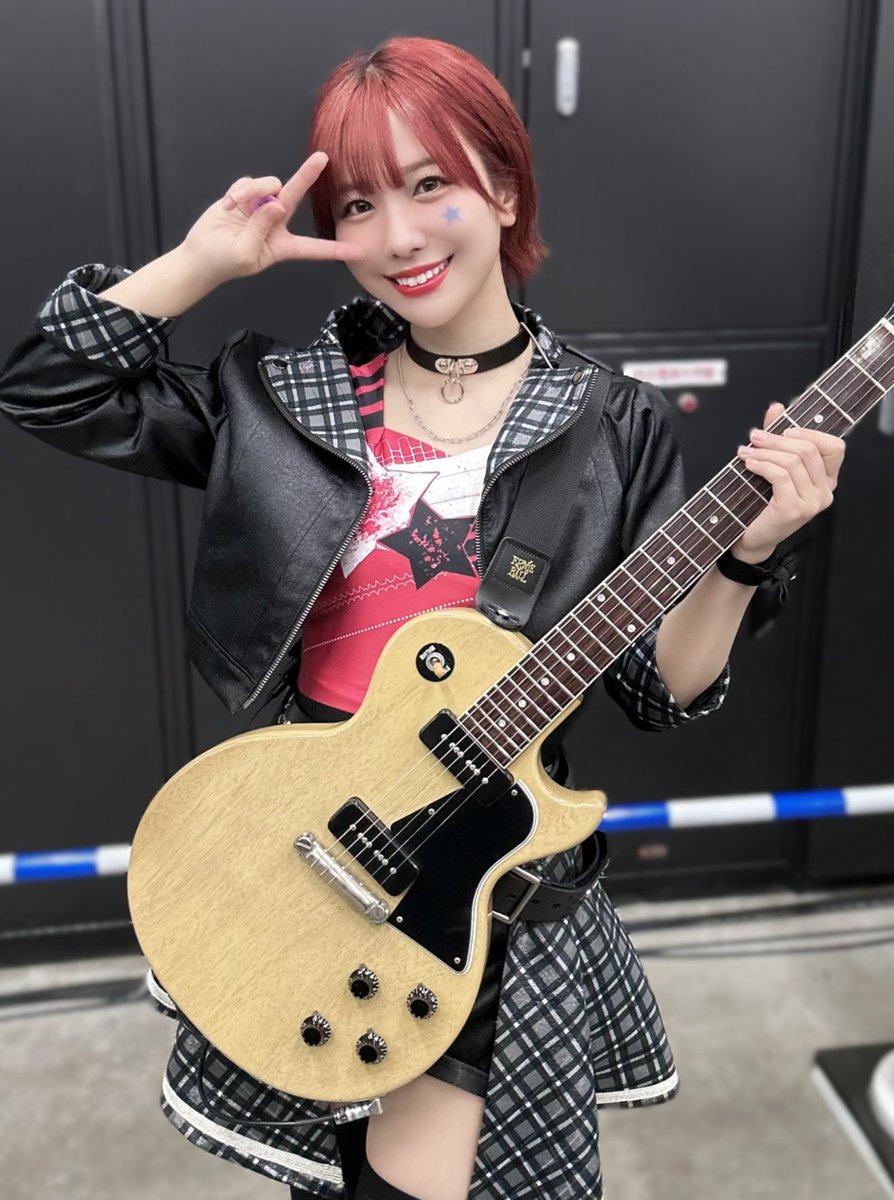 20周年おめでとうございます！！！！！！
ジュリアに出会えて幸せです！！！！！！

#アイマス20周年イヤー
#アイマス20周年おめでとう ㊗️✨