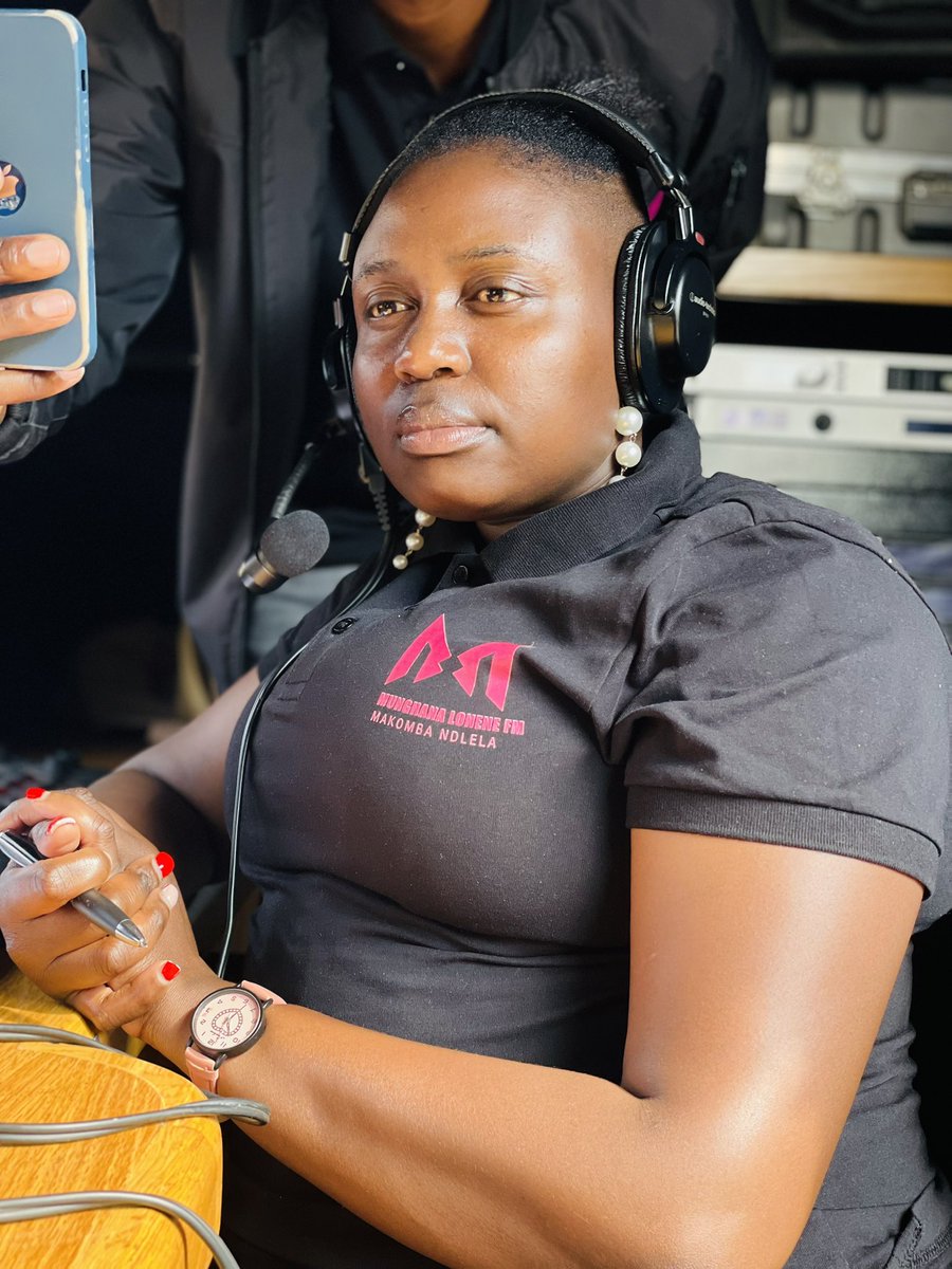 MsKulie's tweet image. Producer on duty on @Munghana with @GEPF_SA producing #MunghanaLoneneTop30
📍Nkowankowa, Limpopo
#60MatimbaYaXiyanimoya