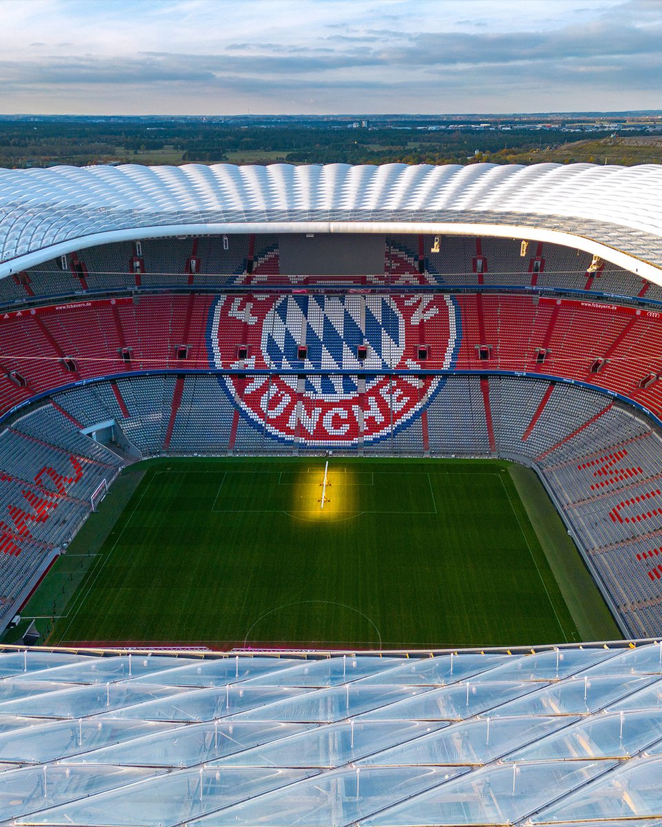 FCBayern's tweet image. 🏟️ Endlich wieder zurück in der Allianz Arena 🤩
Heute in einer Woche findet unser Testspiel gegen Olympique Lyon in der #AllianzArena statt 👊
Sichert euch jetzt noch Tickets und seid mit dabei: fc.bayern/TicketsOL ❤️🤍
#FCBayern #FCBOL #MiaSanMia