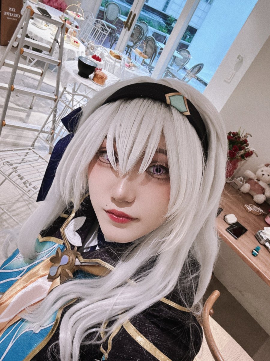 yoRu__cos's tweet image. 스튜촬왓써여 ㅎㅎ