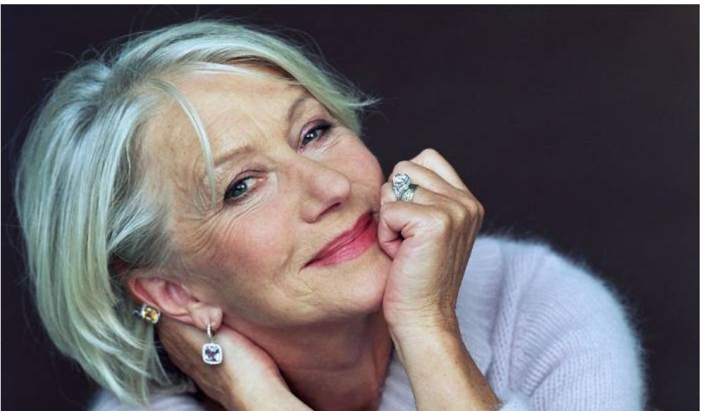 #HelenMirren 🌹
#26luglio 1945
#natioggi

"Prima di discutere
 con qualcuno,
 chiediti:
 questa persona
 è abbastanza
 matura mentalmente
 da comprendere
 il concetto
 di una prospettiva diversa?
 Perché se non lo è,
 allora non ha alcun senso farlo."
.