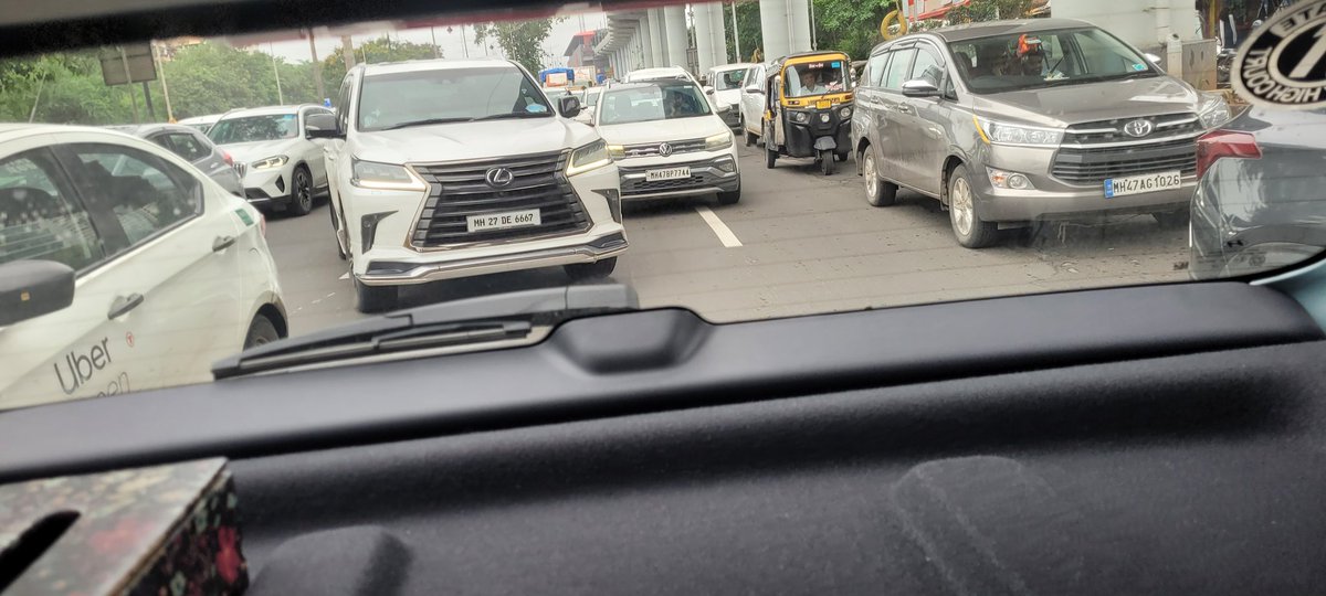 Bharathi S Pradhan (@editorbharathi) on Twitter photo This Lexus on Western Express highway is using a horn like an ambulance to get its way. Number plate seen clearly. Right now between Goregaon and Malad, <a href="/MumbaiPolice/">मुंबई पोलीस - Mumbai Police</a> <a href="/CPMumbaiPolice/">Commissioner of Police, Greater Mumbai</a> <a href="/MTPHereToHelp/">Mumbai Traffic Police</a> <a href="/smitadeshmukh/">Smita Deshmukh🇮🇳</a> <a href="/Dev_Fadnavis/">Devendra Fadnavis</a> <a href="/Devendra_Office/">@OfficeOfDevendra</a> This Lexus on Western Express highway is using a horn like an ambulance to get its way. Number plate seen clearly. Right now between Goregaon and Malad, <a href="/MumbaiPolice/">मुंबई पोलीस - Mumbai Police</a> <a href="/CPMumbaiPolice/">Commissioner of Police, Greater Mumbai</a> <a href="/MTPHereToHelp/">Mumbai Traffic Police</a> <a href="/smitadeshmukh/">Smita Deshmukh🇮🇳</a> <a href="/Dev_Fadnavis/">Devendra Fadnavis</a> <a href="/Devendra_Office/">@OfficeOfDevendra</a>
