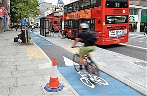 I am no engineer, but building these was always a bad idea! 

Pitting fast moving cyclists with slow moving people seems to me something we should always avoid by design. 

Surprisingly controversial! 

🤔🤔🤔