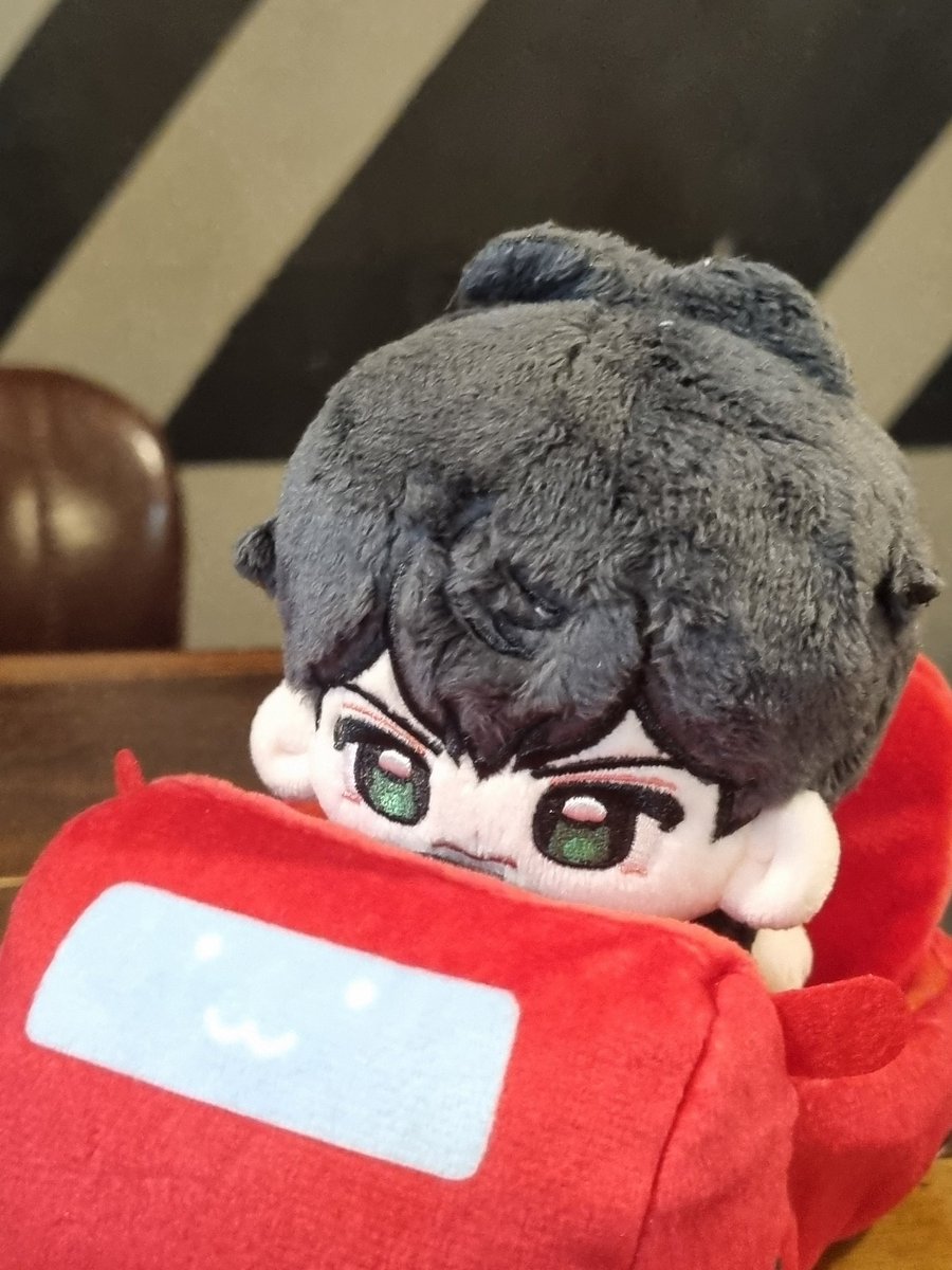 11_01_9999's tweet image. 누나! 맘마 좀 꺼꺼써?