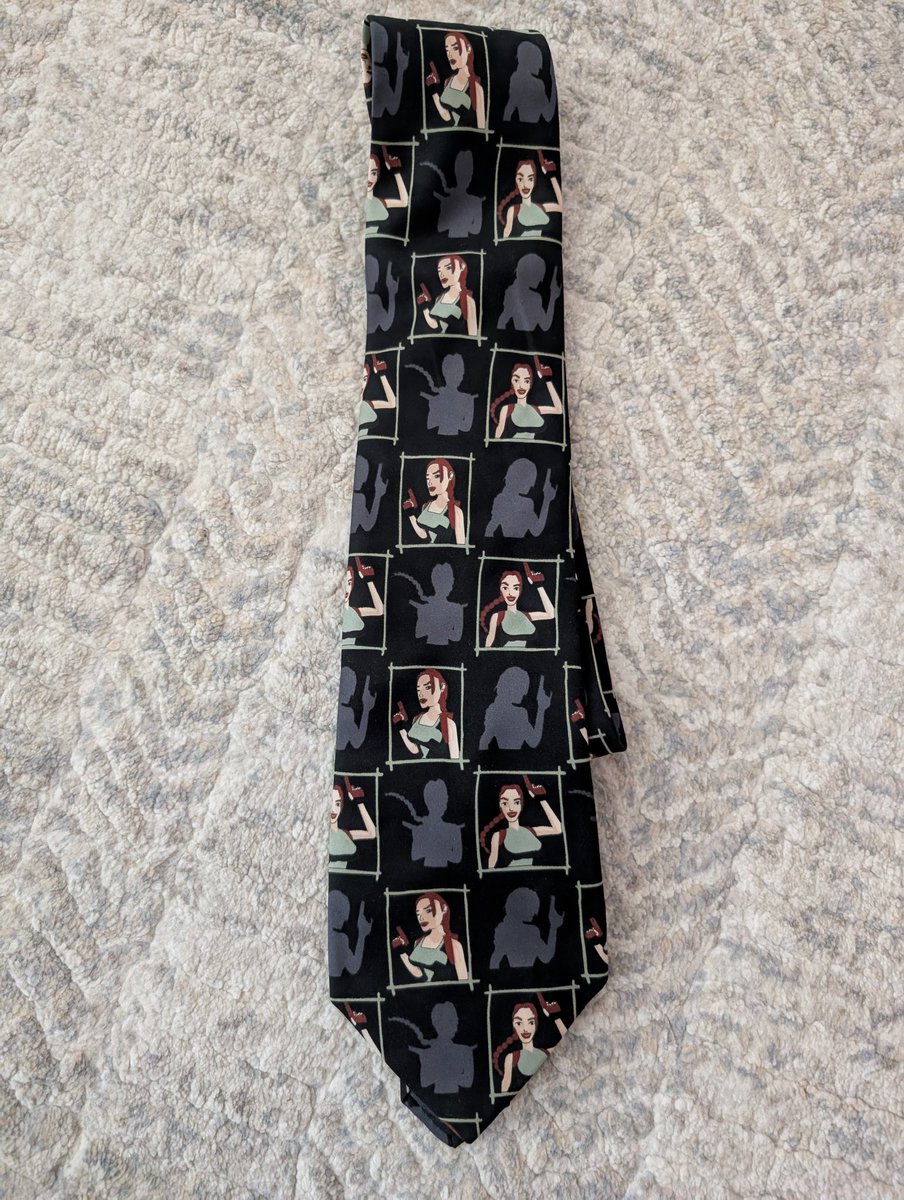 rainbow_geisha's tweet image. Oooo. My Lara Croft tie has arrived. Might do this scene from Pretty Woman for Michael #LaraCroft
