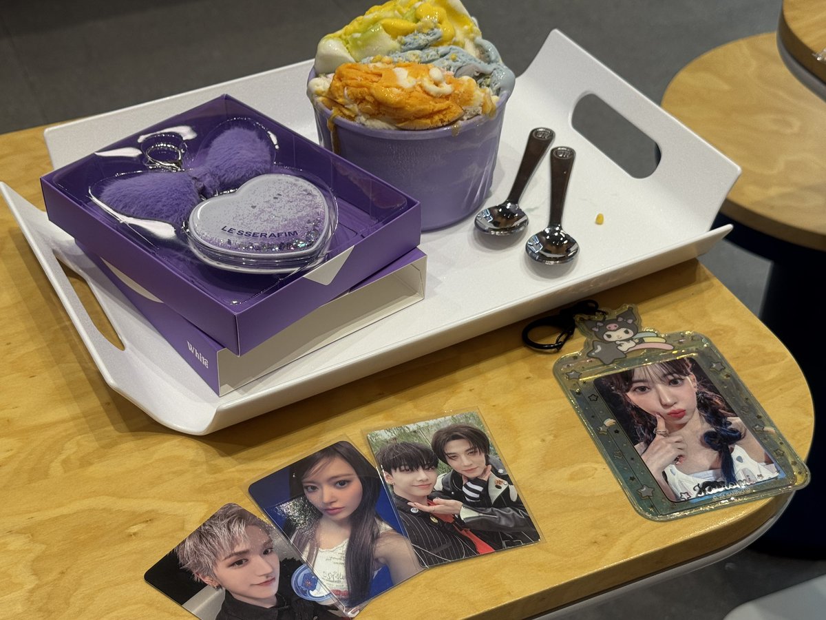 kimsatoru's tweet image. てーよさんが韓国に居たので一緒に애망빙食べました🎶