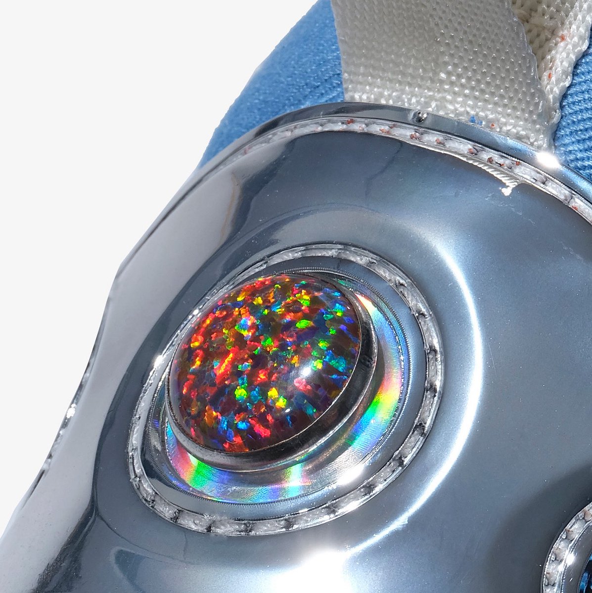 AbcCrystals's tweet image. A lab grown Japanese fire opal powers our Human Torch which goes from flame off to flame on🔥