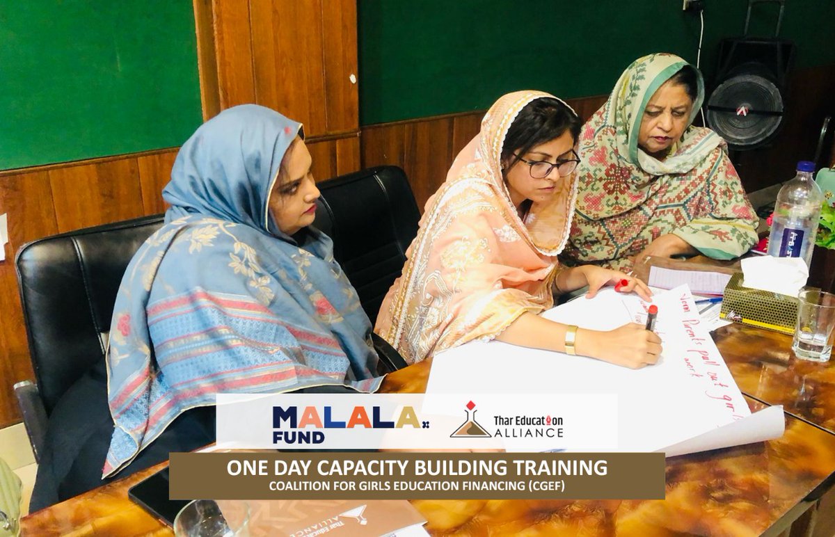 TharEduAlliance's tweet photo. Financing Girls’ Education Is Not Optional – It’s Urgent.

In District Sukkur, CGEF girls took bold steps through advocacy &amp; digital tools to shape powerful Charters of Demand.

Supported by @MalalaFund &amp; led by @TharEduAlliance.

#GirlsEducation #Sukkur #CGEF #EducationForAll https://t.co/J4mtHRZBHa