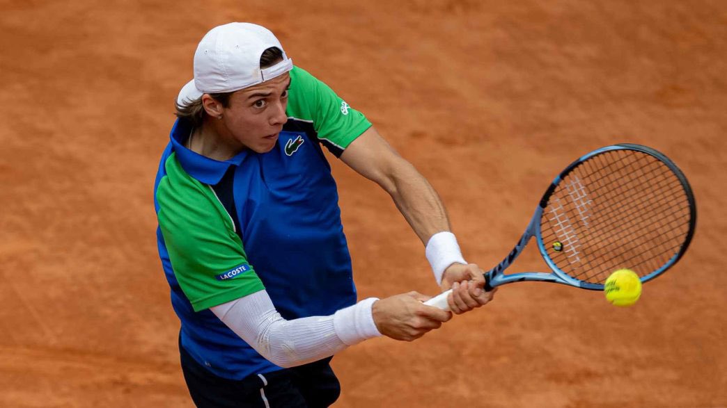 le_stade's tweet image. Arthur Cazaux pour un premier titre sur le circuit ATP ? 🇫🇷🎾
Le Français affronte Alexander Bublik en finale du tournoi 250 de Kitzbuhel en Autriche, avec un petit goût de revanche, le Kazakh ayant battu A. Cazaux en 1/2 à Gstaad la semaine dernière 🏆👀
#ATPKitzbuhel