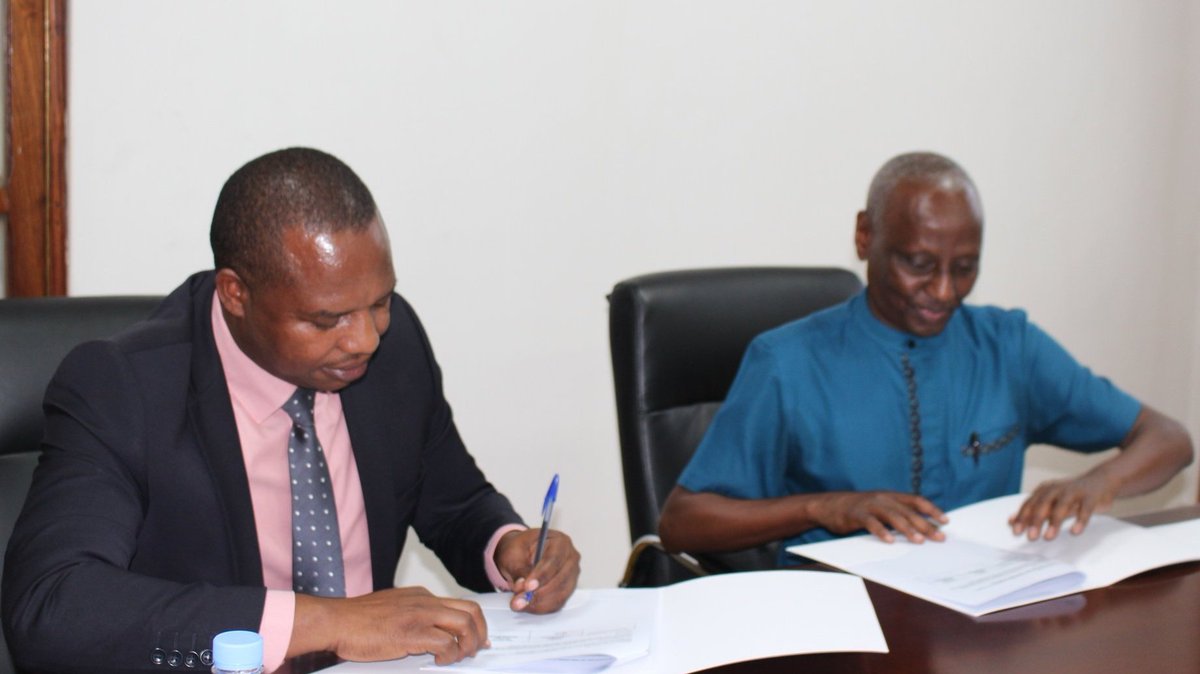 EAC RCE-VIHSCM (@eacrcevihscm) on Twitter photo The <a href="/EacRceVihscm/">EAC RCE-VIHSCM</a> is pleased to announce a transition in its leadership.
Dr. Stephen Karengera concludes his term as Director and hands over to Mr. John Patrick Mwesigye.
We deeply appreciate Dr. <a href="/skarengera/">Stephen Karengera</a> for his dedicated and impactful leadership over the years, and The <a href="/EacRceVihscm/">EAC RCE-VIHSCM</a> is pleased to announce a transition in its leadership.
Dr. Stephen Karengera concludes his term as Director and hands over to Mr. John Patrick Mwesigye.
We deeply appreciate Dr. <a href="/skarengera/">Stephen Karengera</a> for his dedicated and impactful leadership over the years, and
