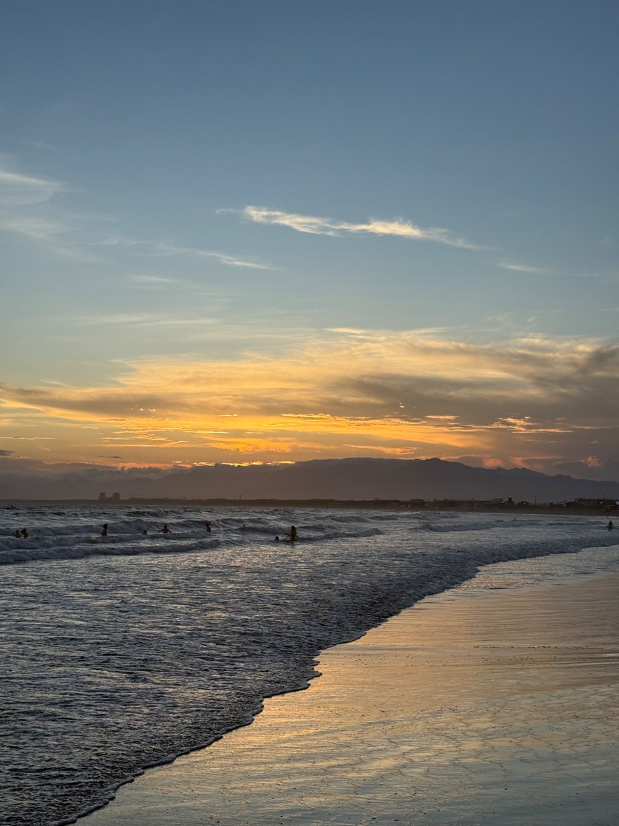 _smbrian's tweet image. One reason why you should co-work at SM office is this is 10 min away.