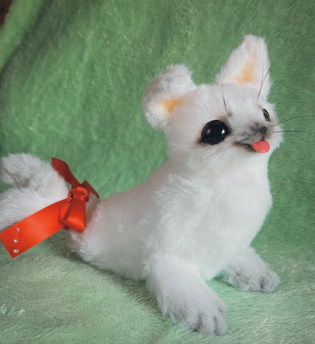訳ありワザラシを出品しました🦭
auctions.yahoo.co.jp/jp/auction/u11…
どうせならと思い切ってヒゲも生やしてみました
欠点を含めて受け入れてくれる方が見つかりますように…！

#アートドール #ハンドメイド #ぬいぐるみ
